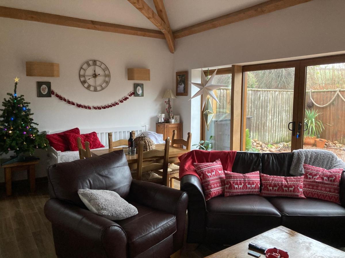 Charming Gnome Cottage In Devon Near Sidmouth Ottery St Mary Bagian luar foto
